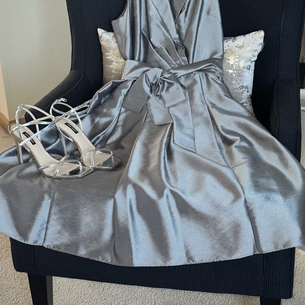 Jones Studio Silver Midi Dress
